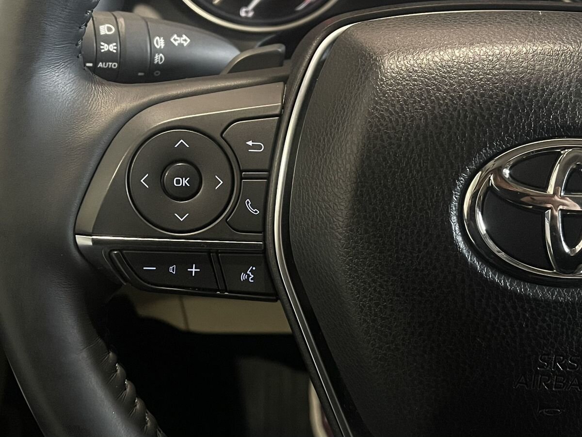 Toyota Camry, 2021
