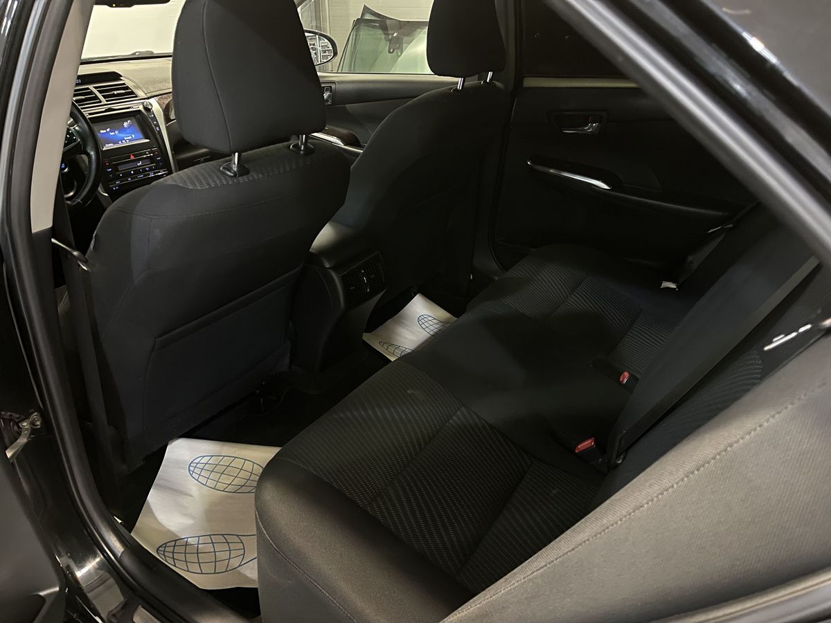Toyota Camry, 2015