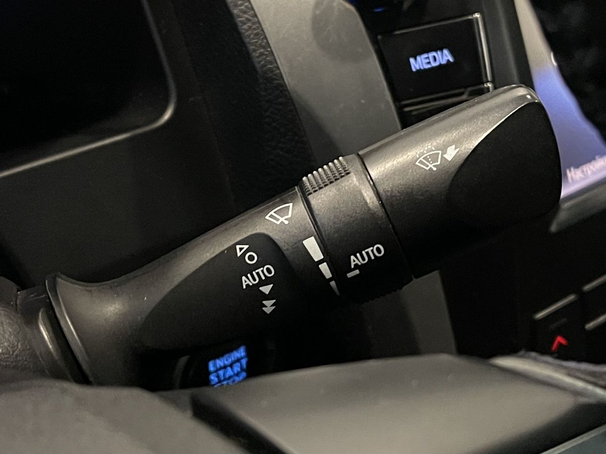 Toyota Camry, 2015