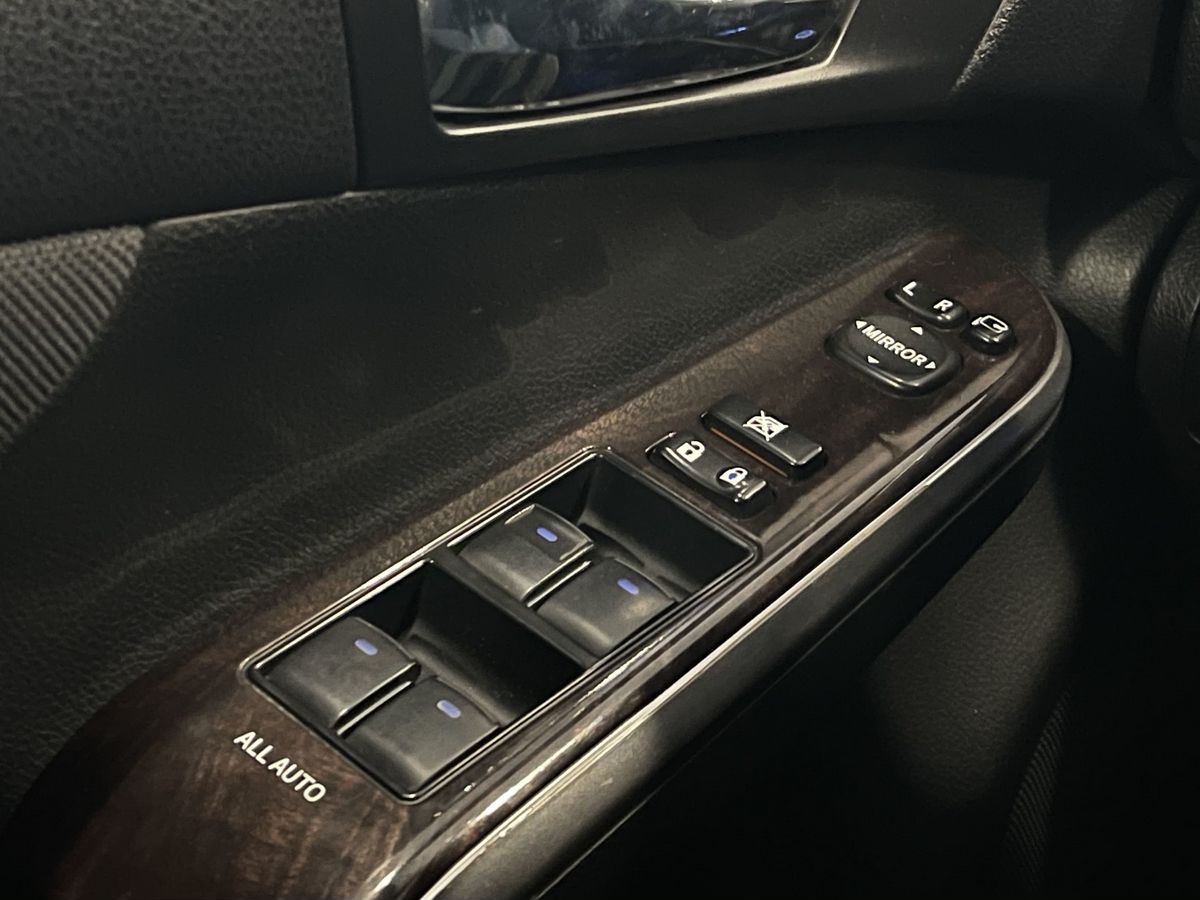 Toyota Camry, 2015