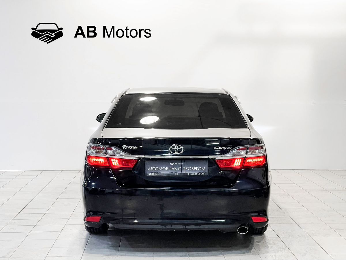 Toyota Camry, 2015
