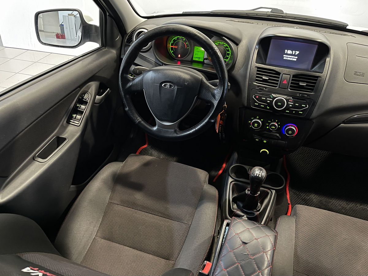 Lada Kalina, 2015