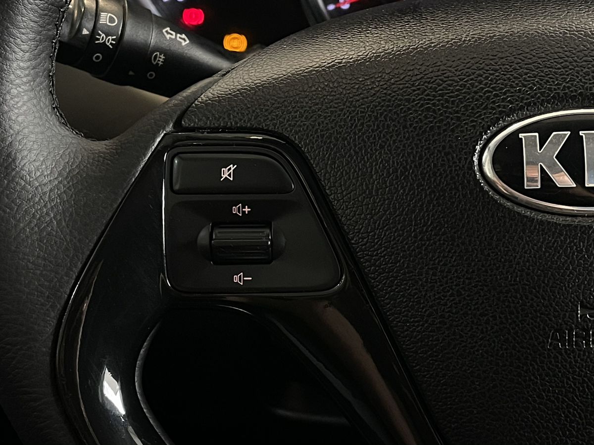 Kia Ceed, 2013