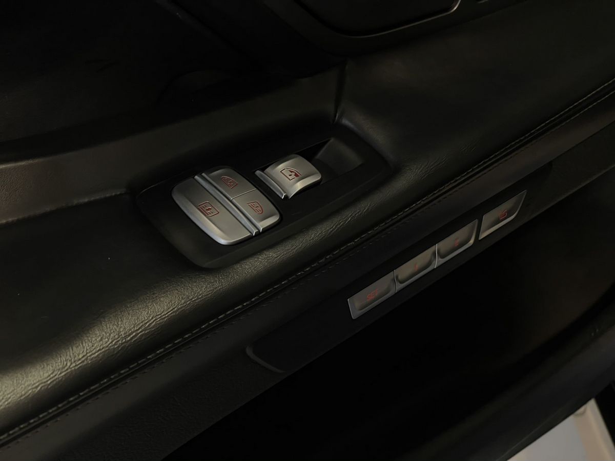 BMW 7 серия, 2016