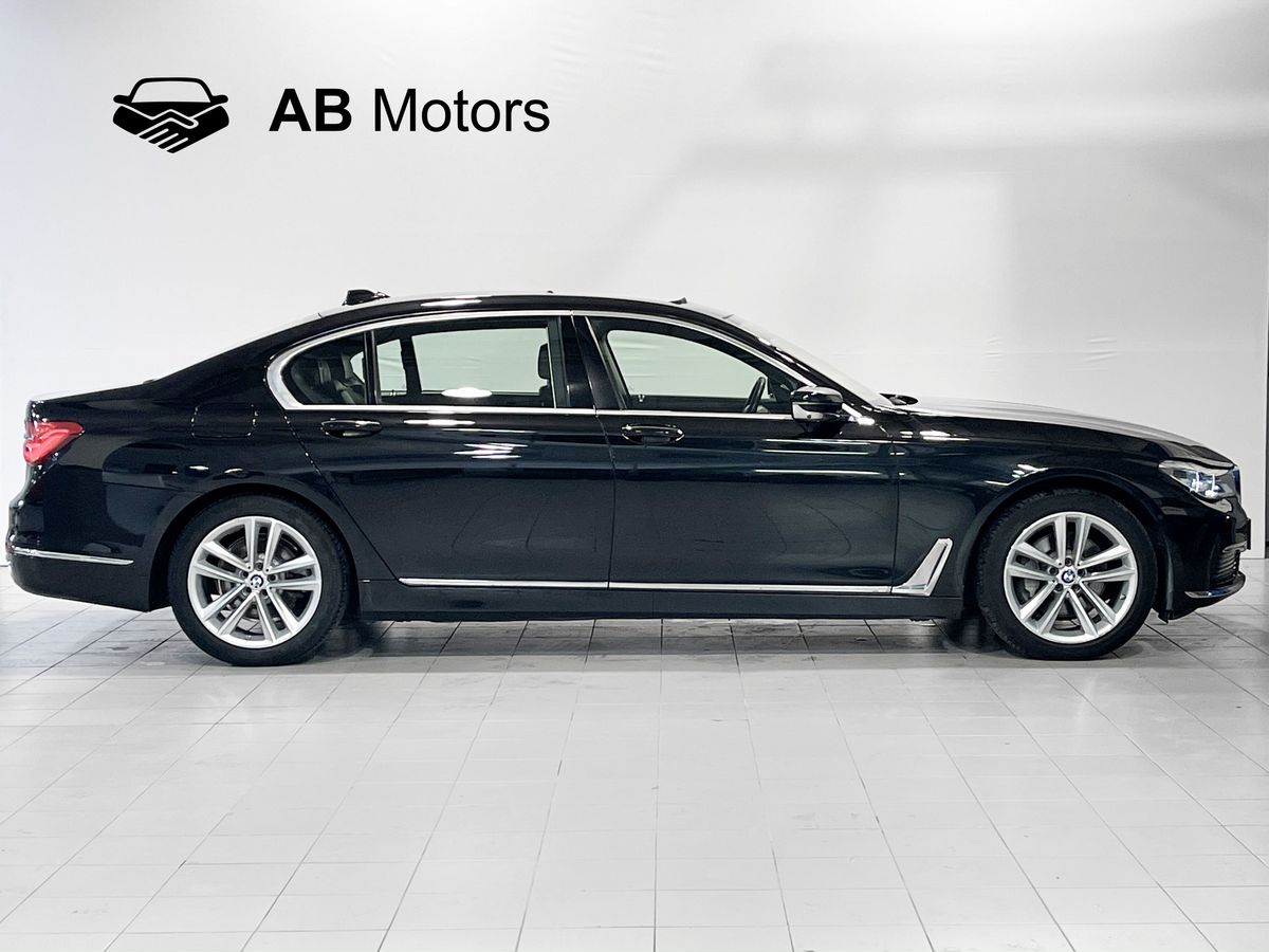 BMW 7 серия, 2016