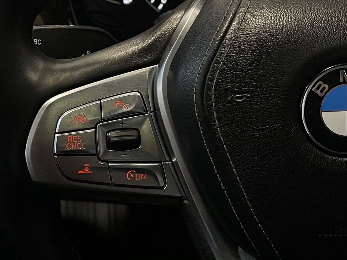 BMW 7 серия, 2016