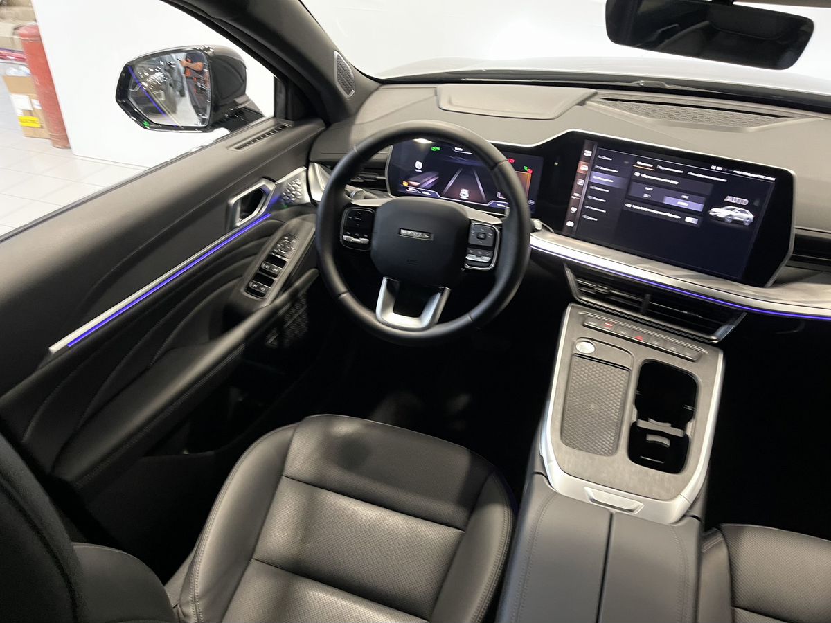 HAVAL F7x, 2025