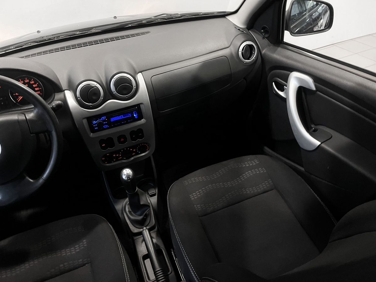 Renault Sandero Stepway, 2014