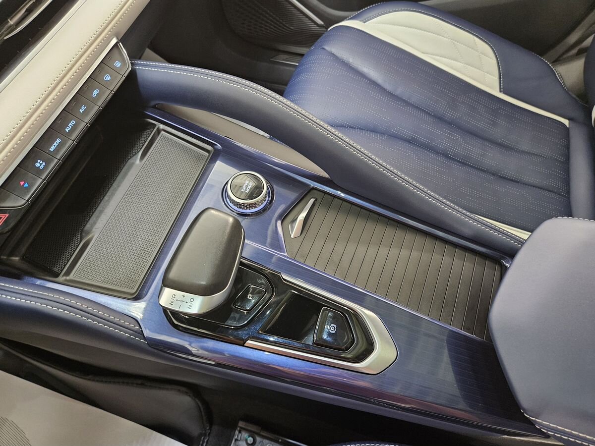 Geely Monjaro, 2022