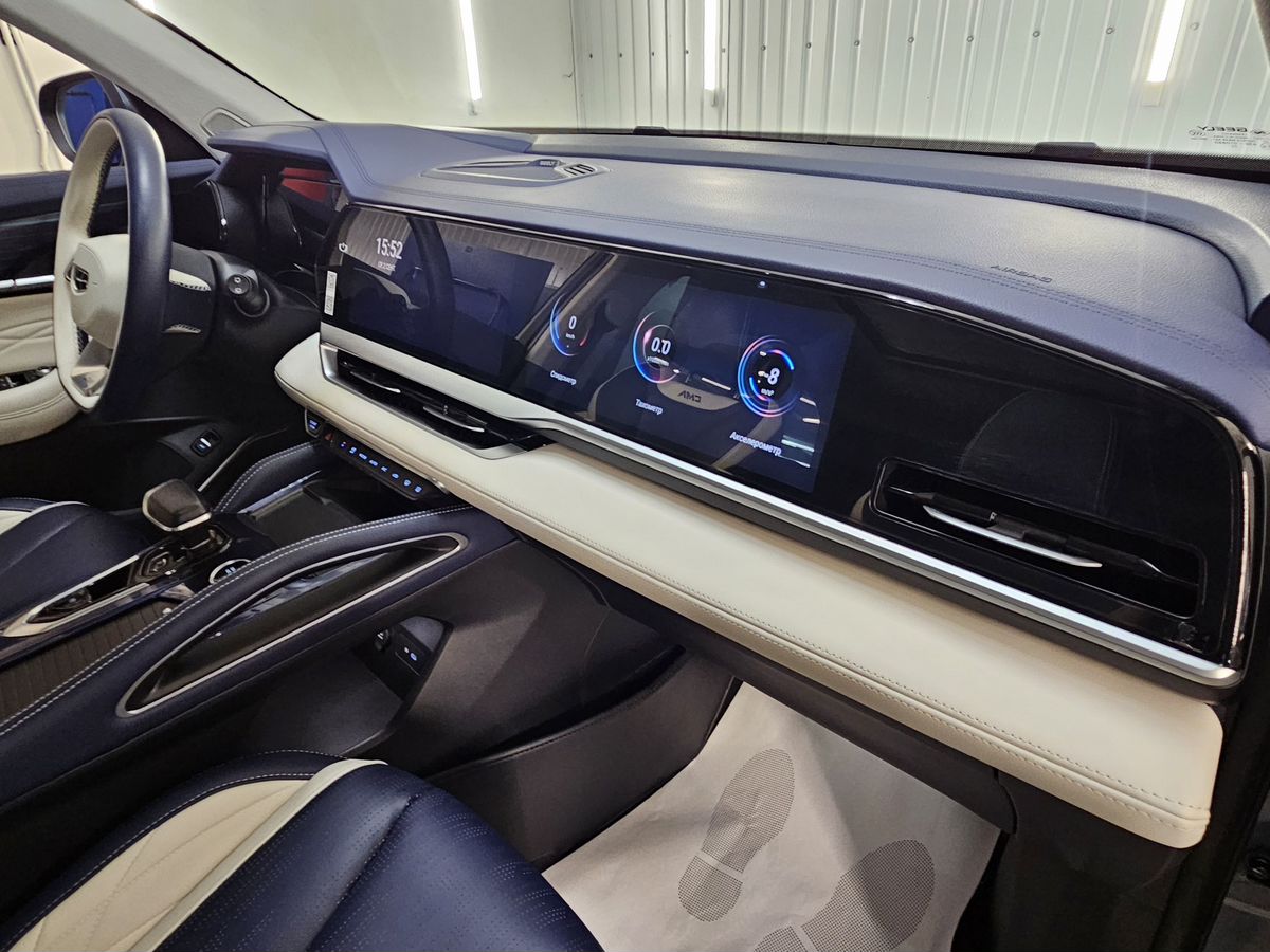 Geely Monjaro, 2022