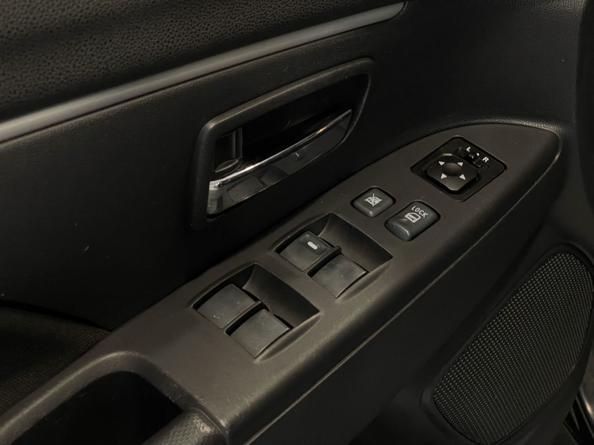 Mitsubishi ASX, 2012