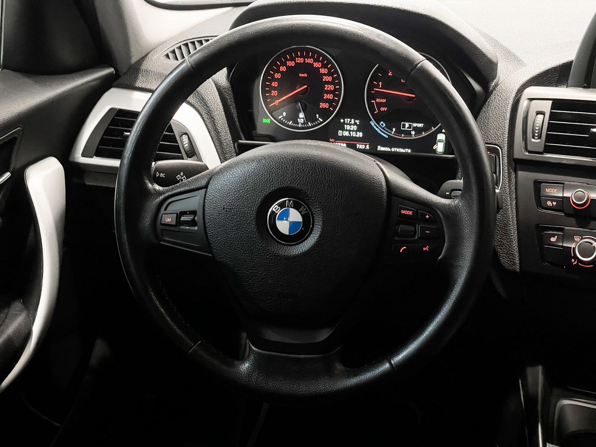 BMW 1 серия, 2011