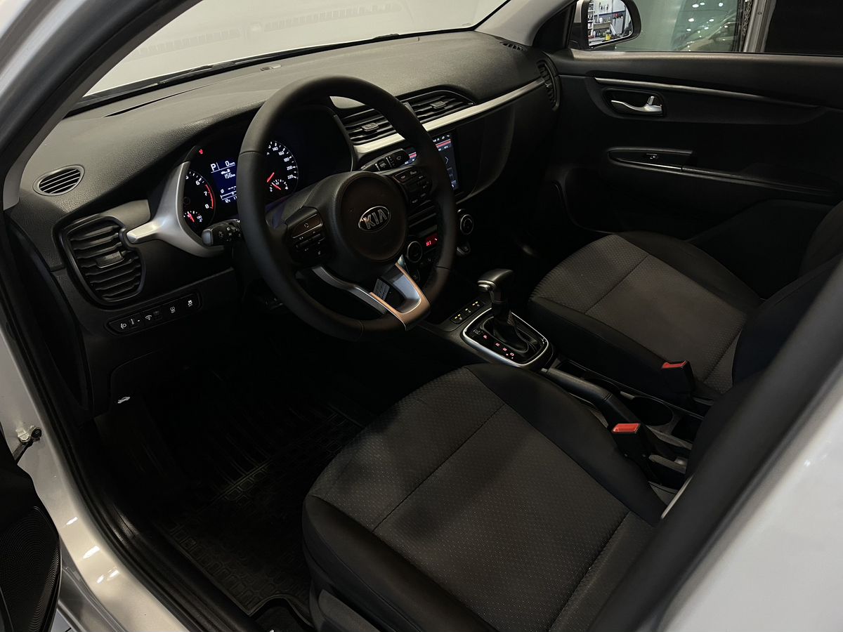 Kia Rio, 2021