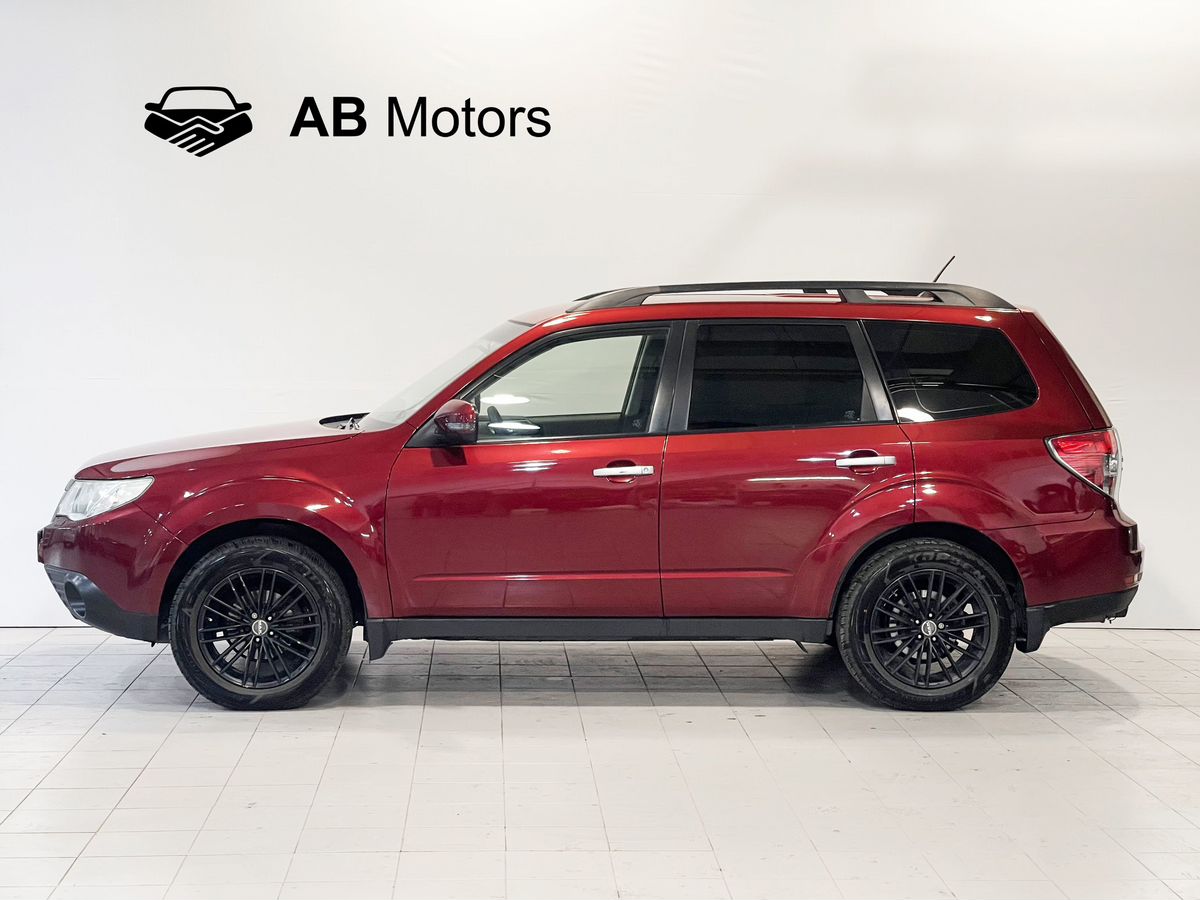 Subaru Forester, 2011