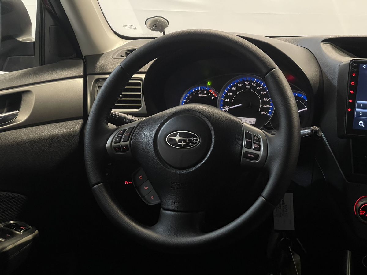 Subaru Forester, 2011
