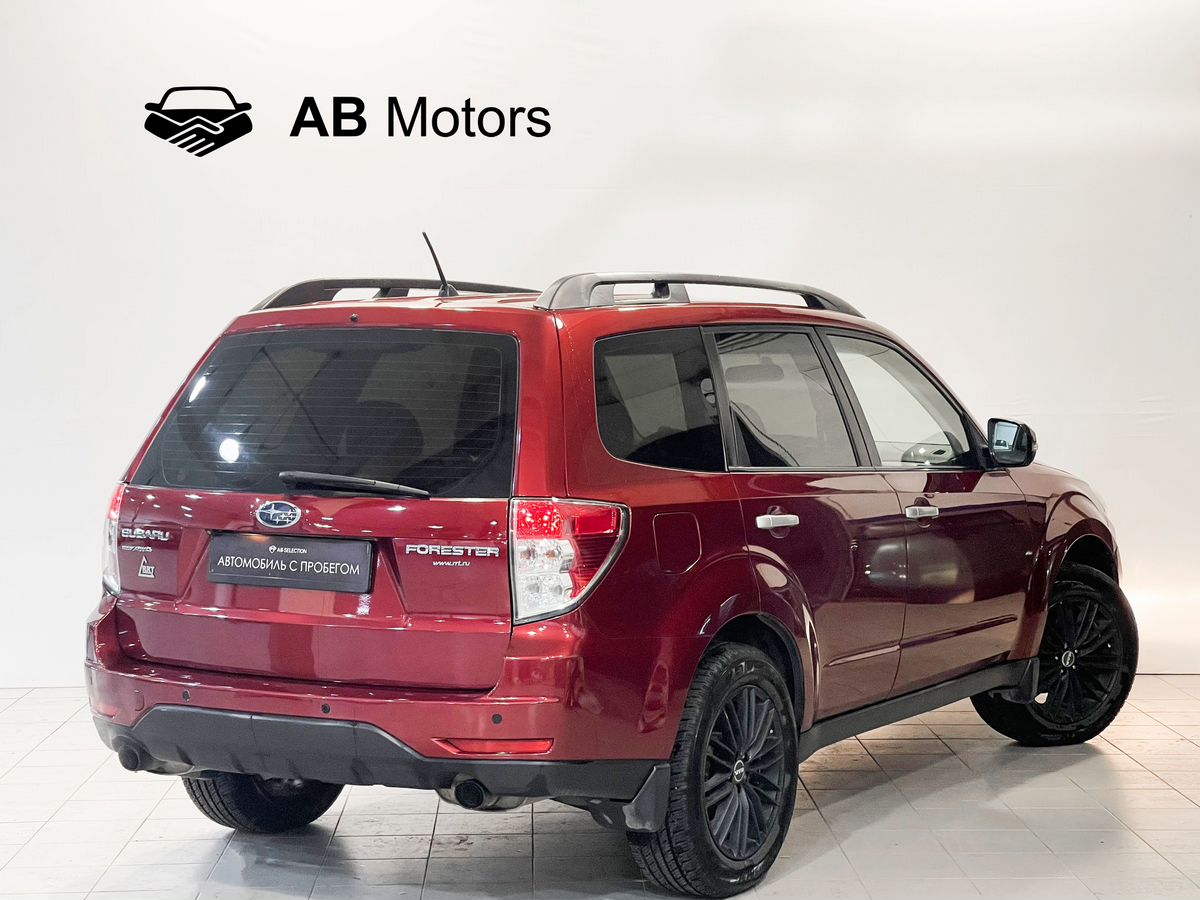 Subaru Forester, 2011