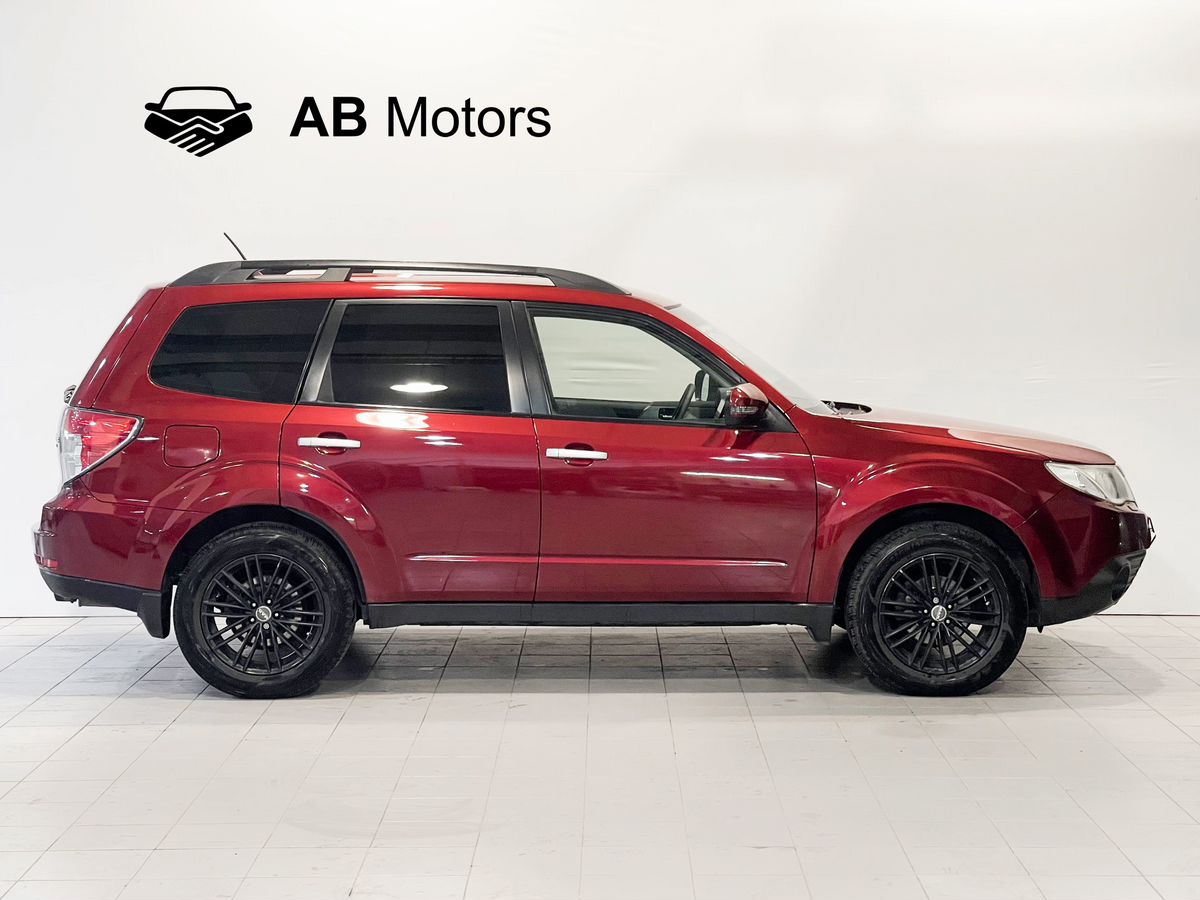 Subaru Forester, 2011