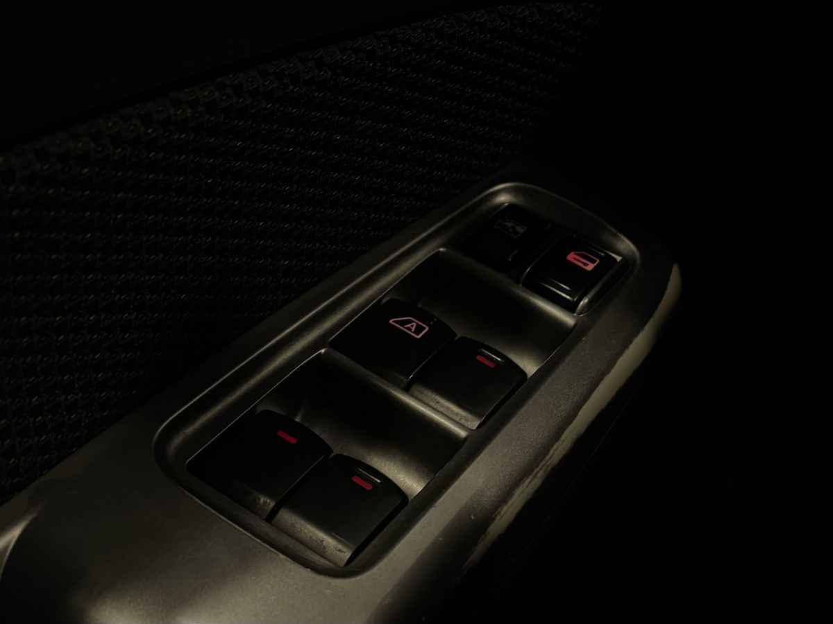 Subaru Forester, 2011