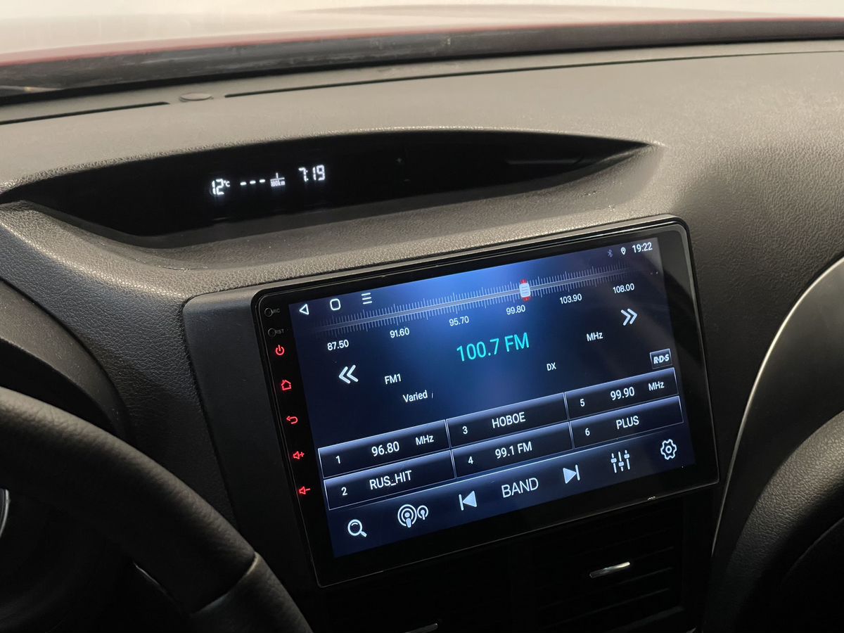 Subaru Forester, 2011