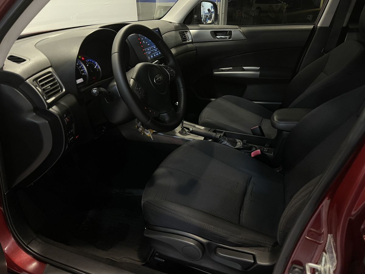 Subaru Forester, 2011