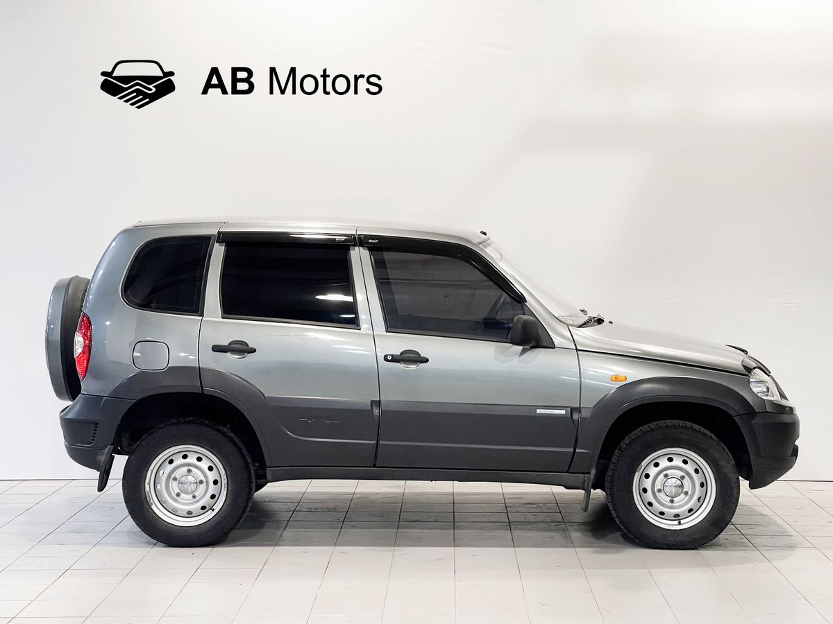 Chevrolet Niva, 2010